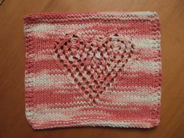 Heart lace knitting pattern