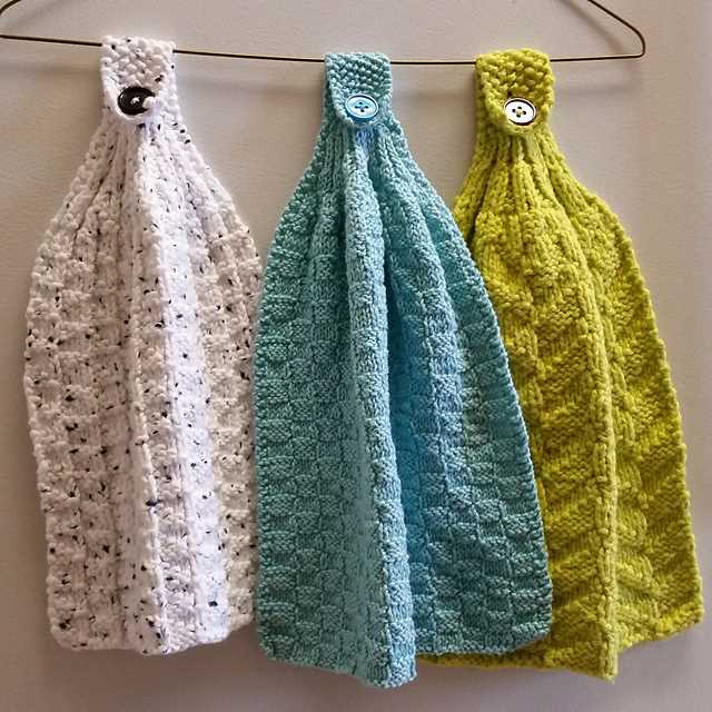 Knitted tea towel topper pattern