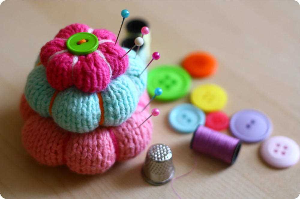Knitted pincushion patterns