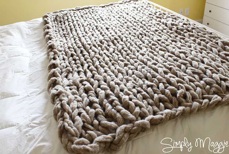 Giant chunky knit blanket pattern