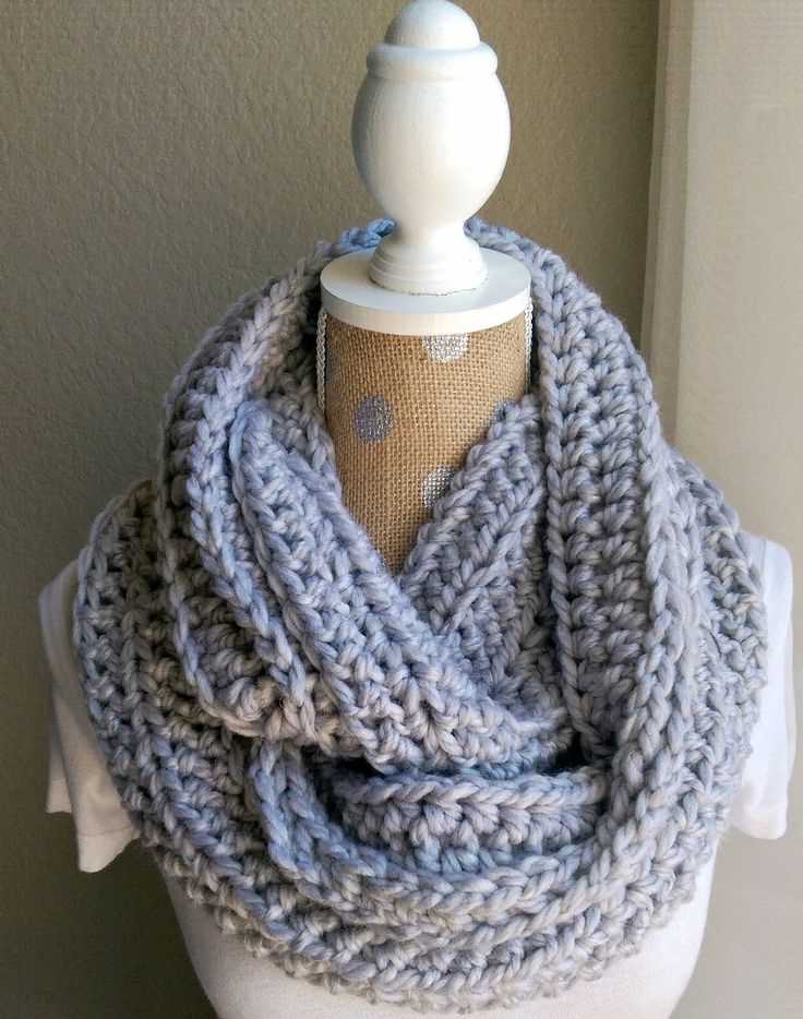 Knitting pattern for infinity scarf with bulky yarn