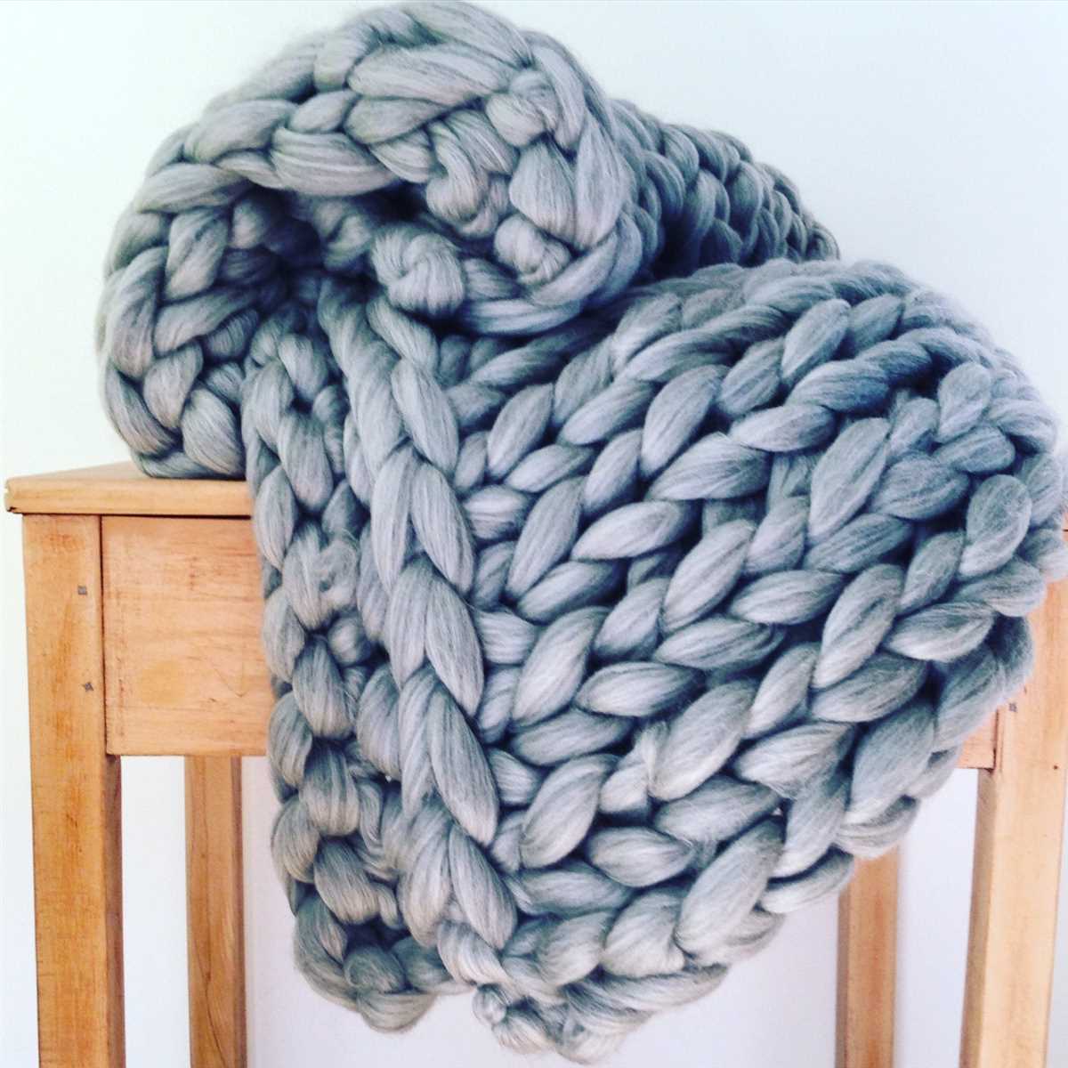 Giant chunky knit blanket pattern
