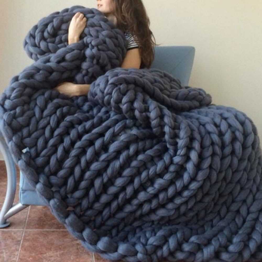 Giant chunky knit blanket pattern