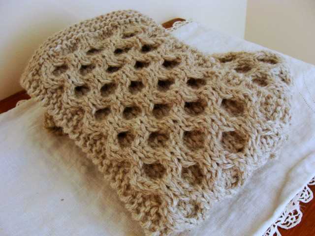 Honeycomb scarf knitting pattern