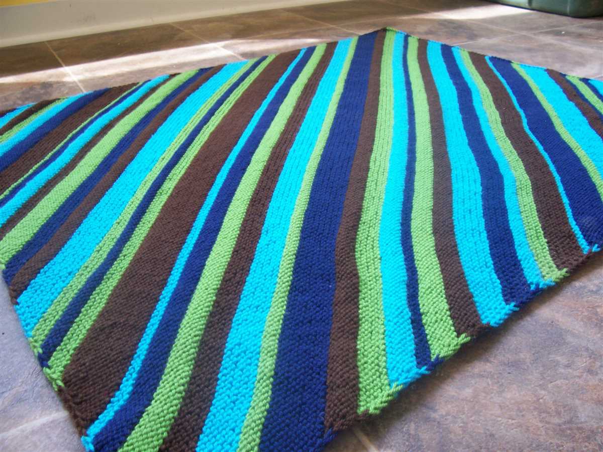 Striped blanket knitting pattern