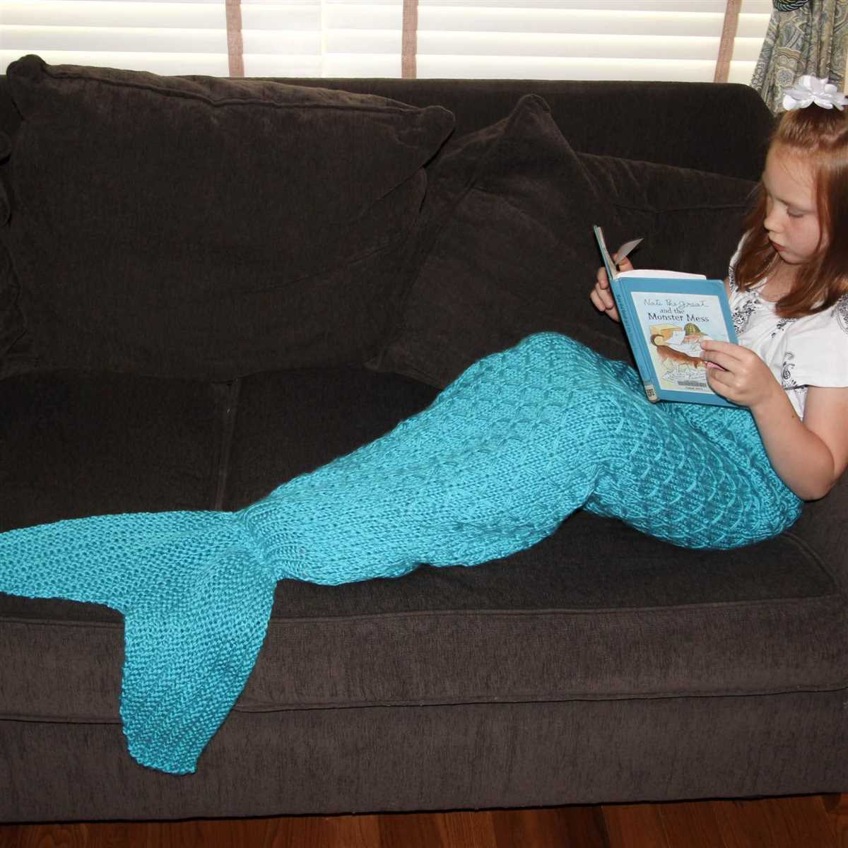 Knit mermaid tail blanket pattern