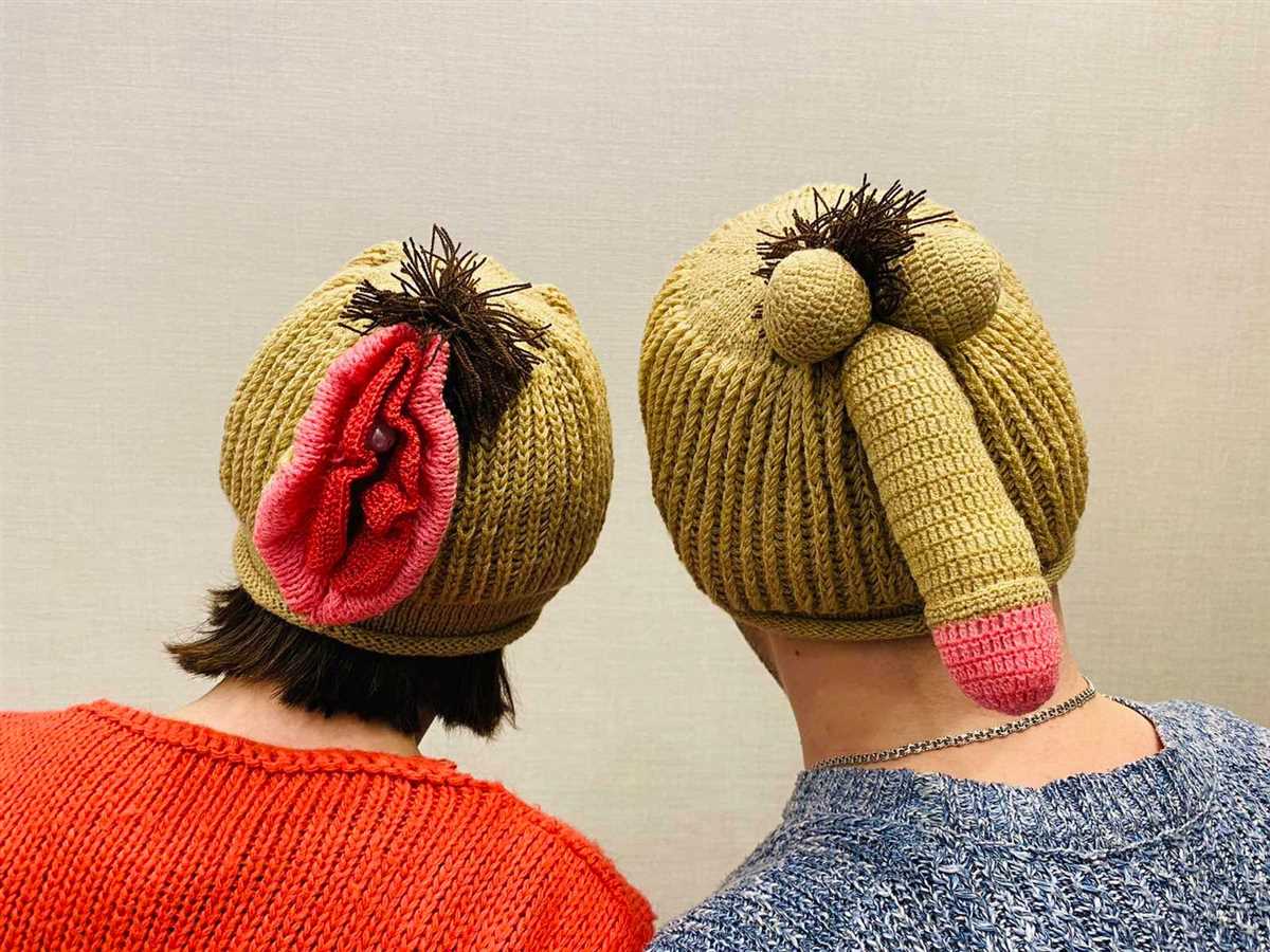Bride and groom knitting pattern