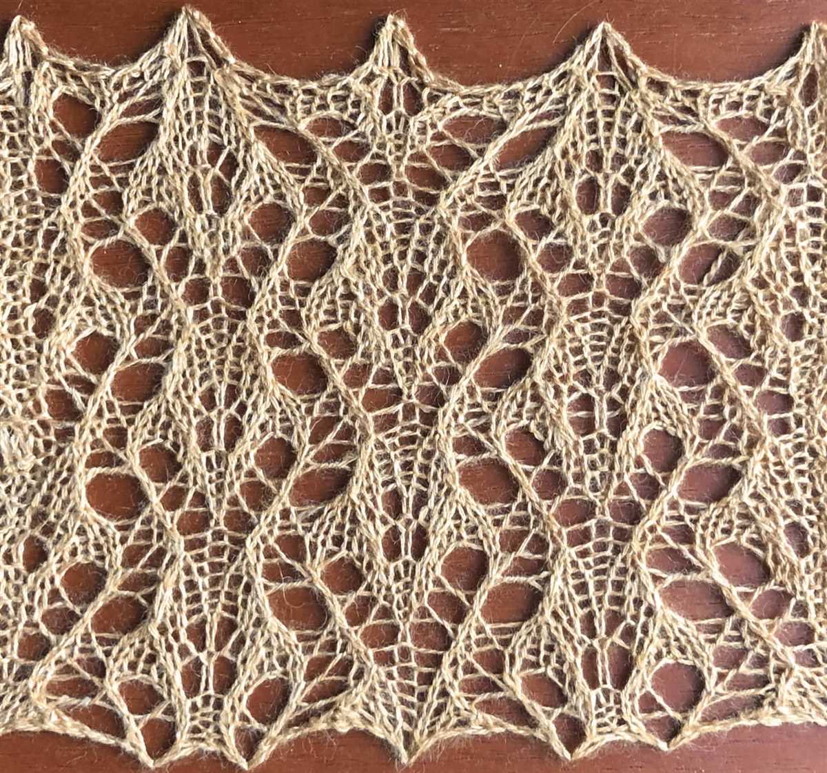 Knit lace pattern free
