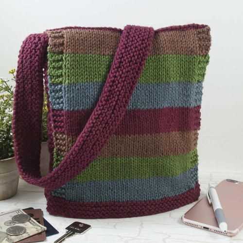 Knit messenger bag pattern