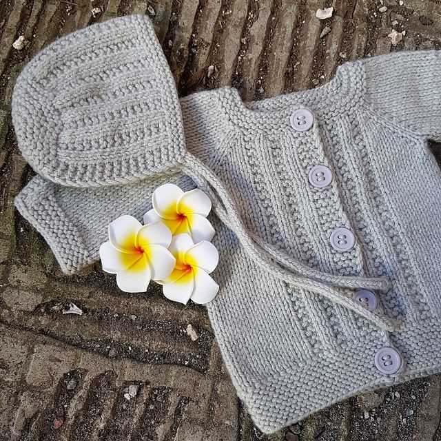 Knit baby cardigan pattern