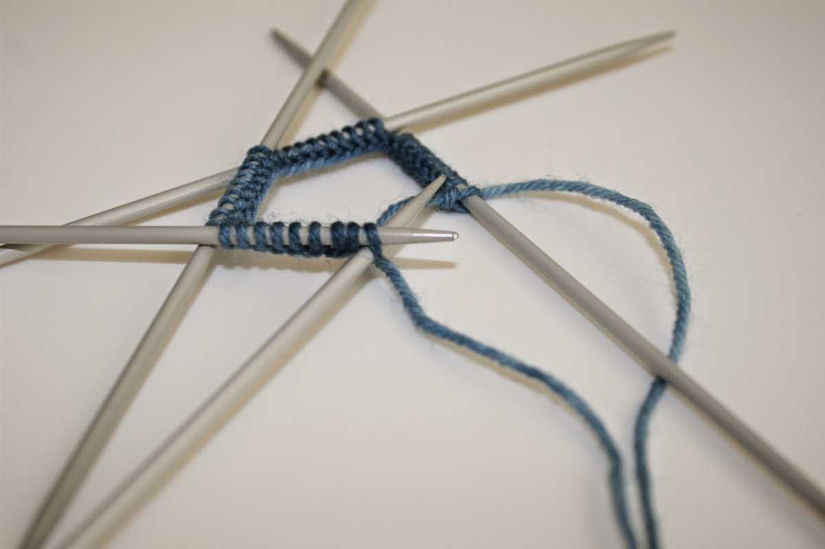 Knitted coat hanger patterns