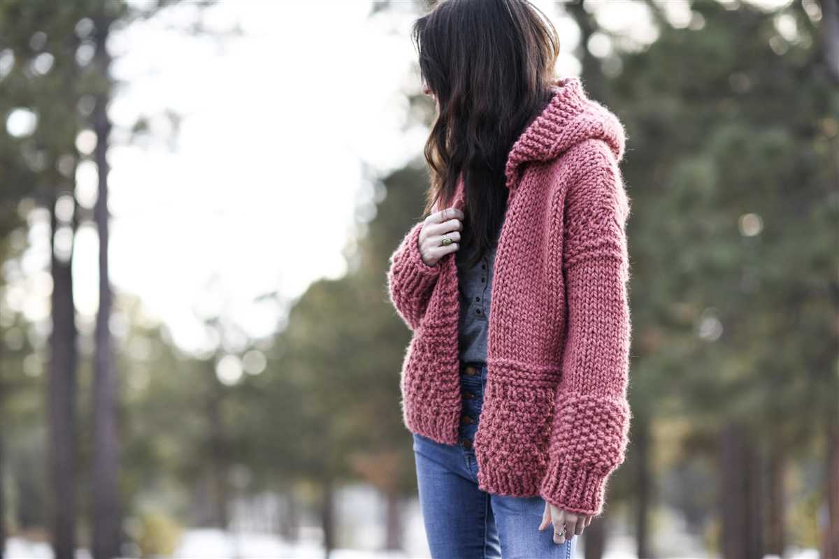 Knitted hooded sweater pattern free