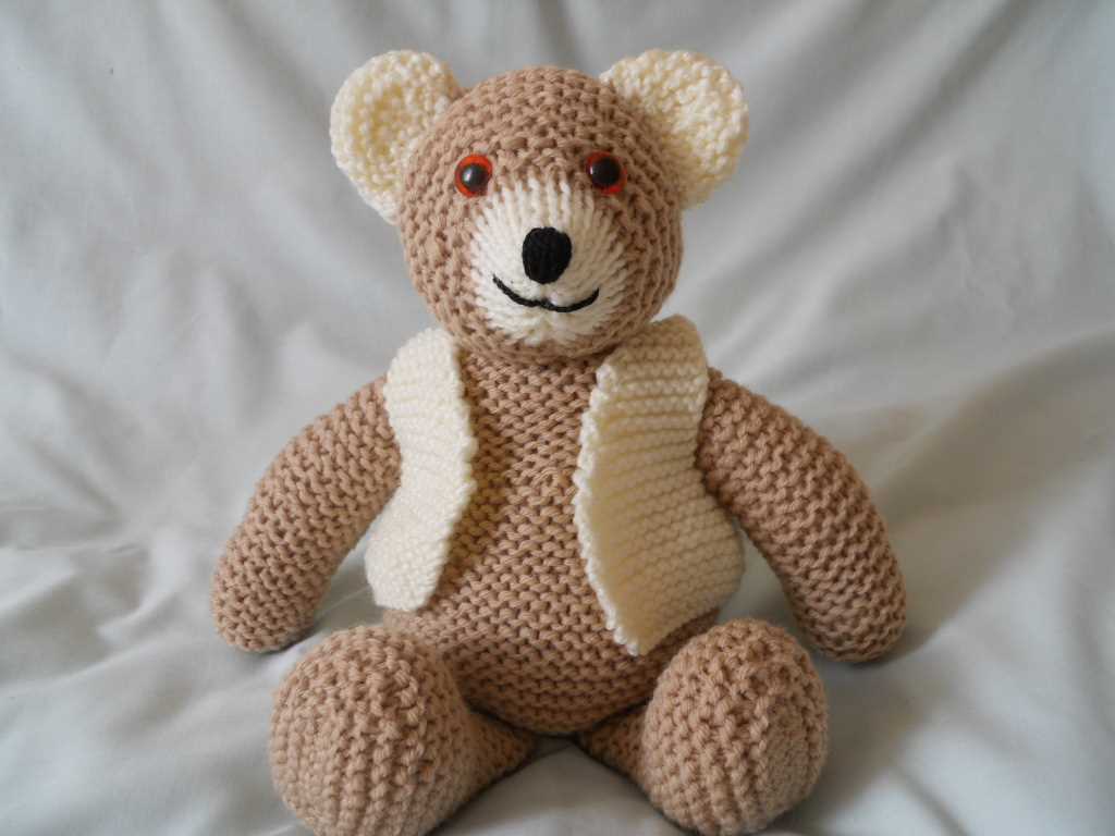 Knitted teddy bear pattern easy