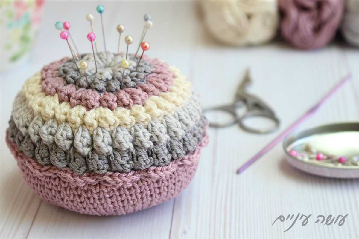 Knitted pincushion patterns