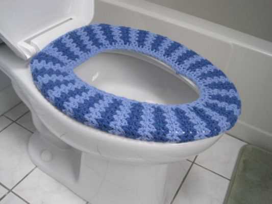 Knitted toilet seat cover pattern