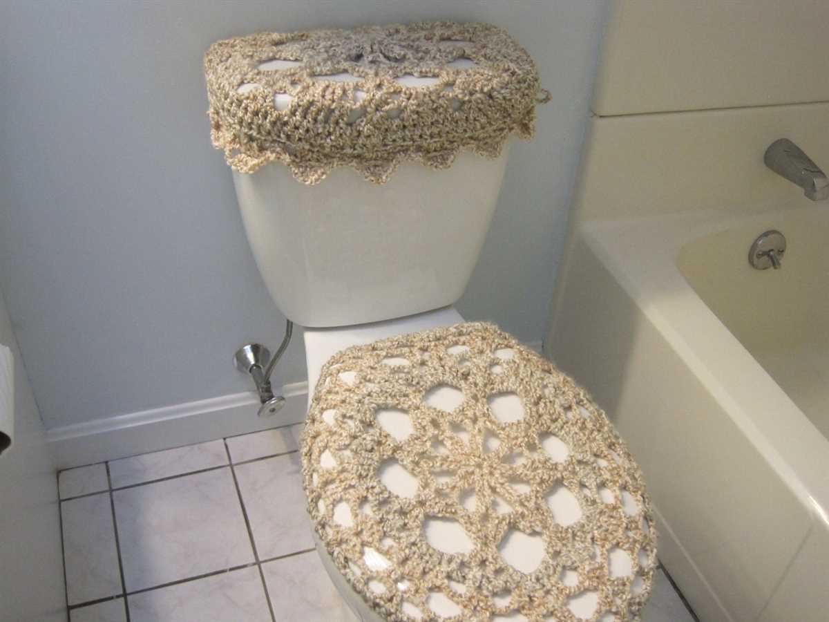 Knitted toilet seat cover pattern