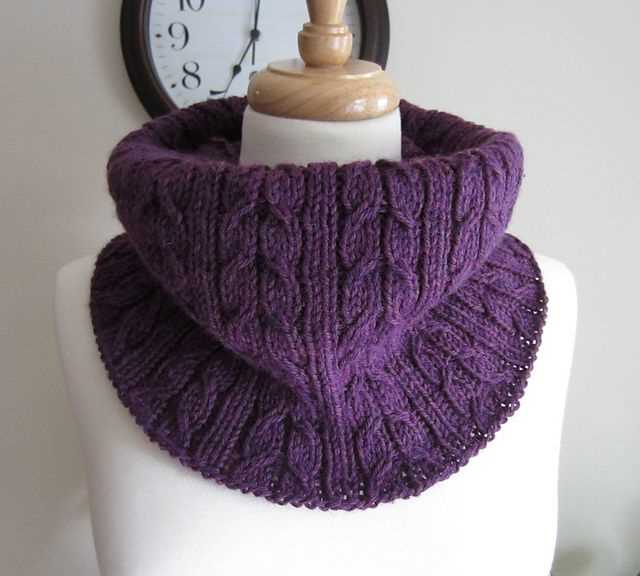 Knitting patterns for cowl neck scarves