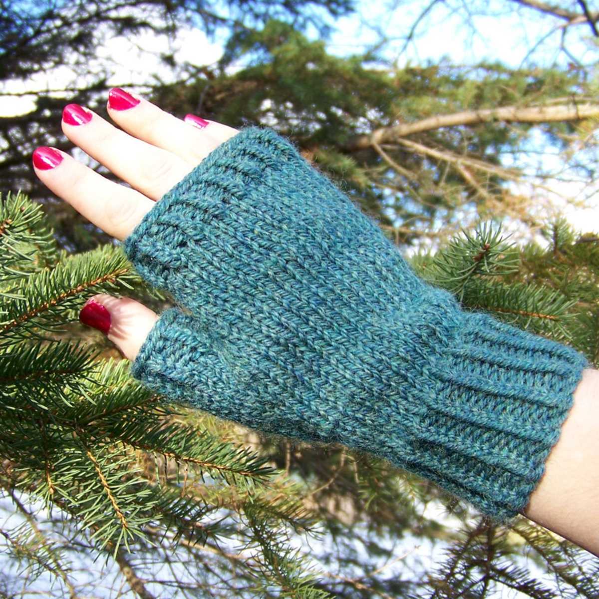 Knitting patterns gloves easy