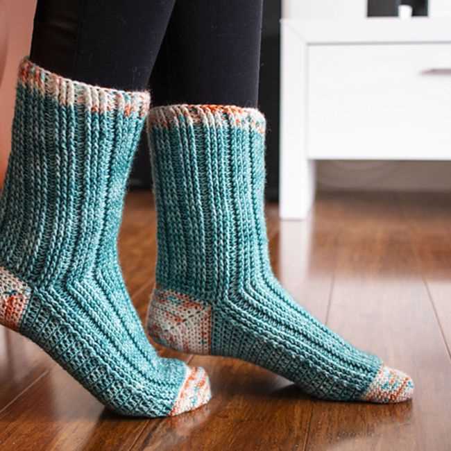 Knit ankle socks pattern