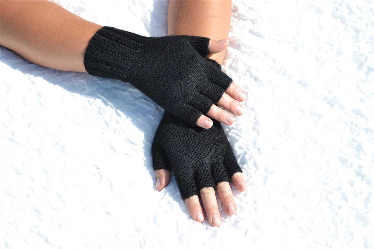 Men's half finger gloves knitting pattern