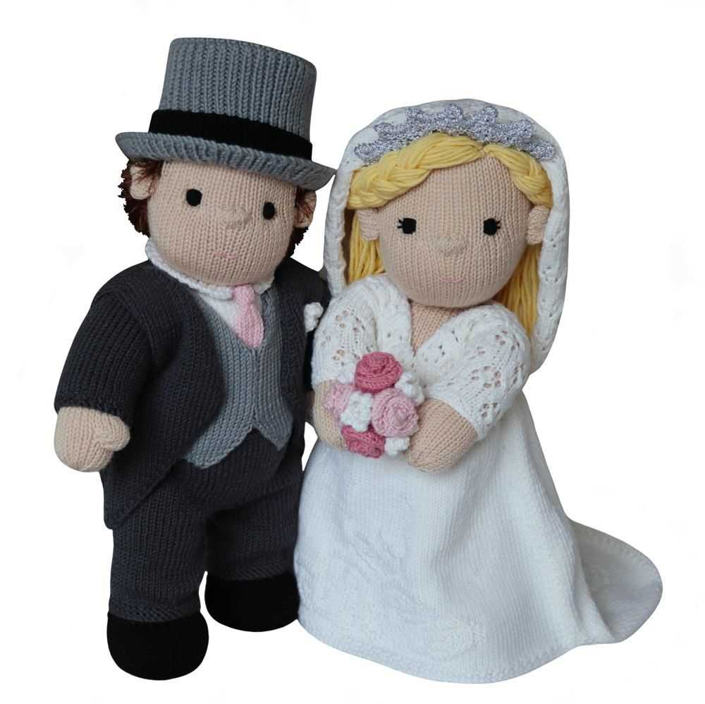 Bride and groom knitting pattern