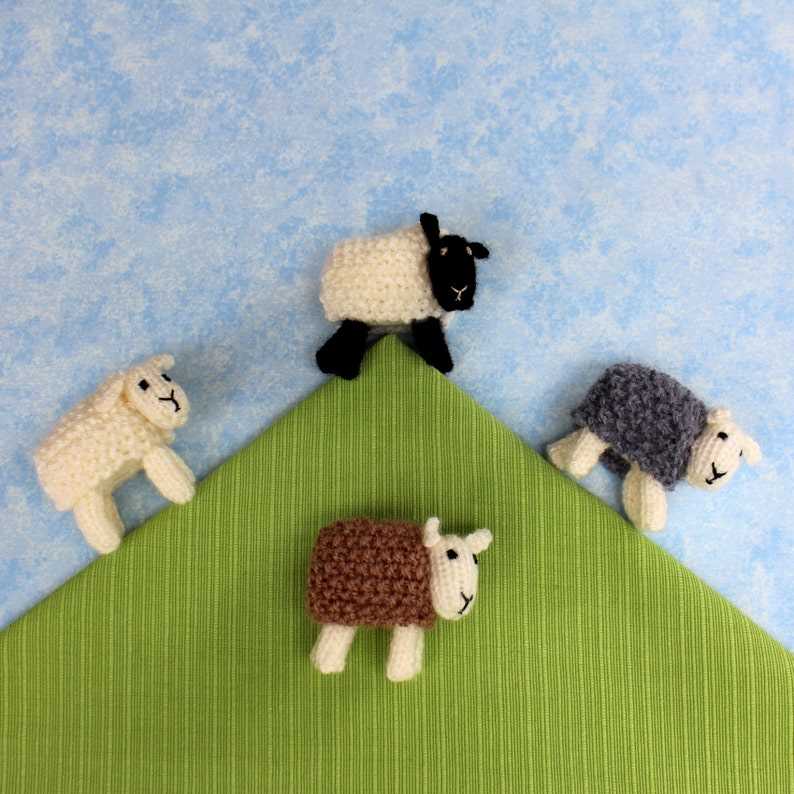 Knitted sheep pattern
