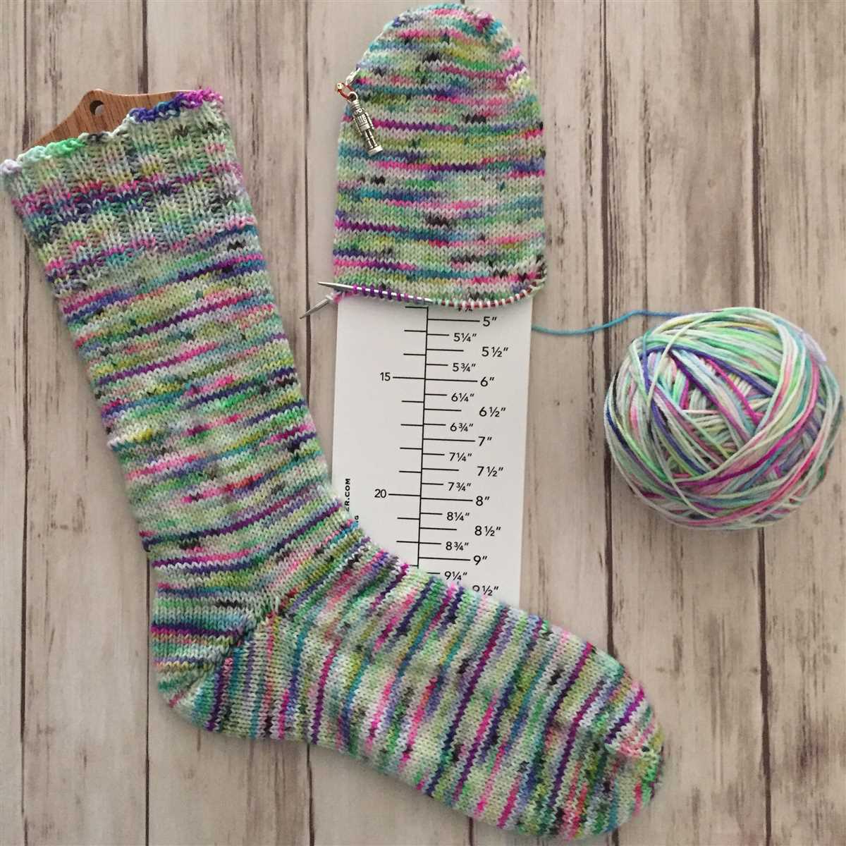 Men's knit sock pattern worsted weight yarn