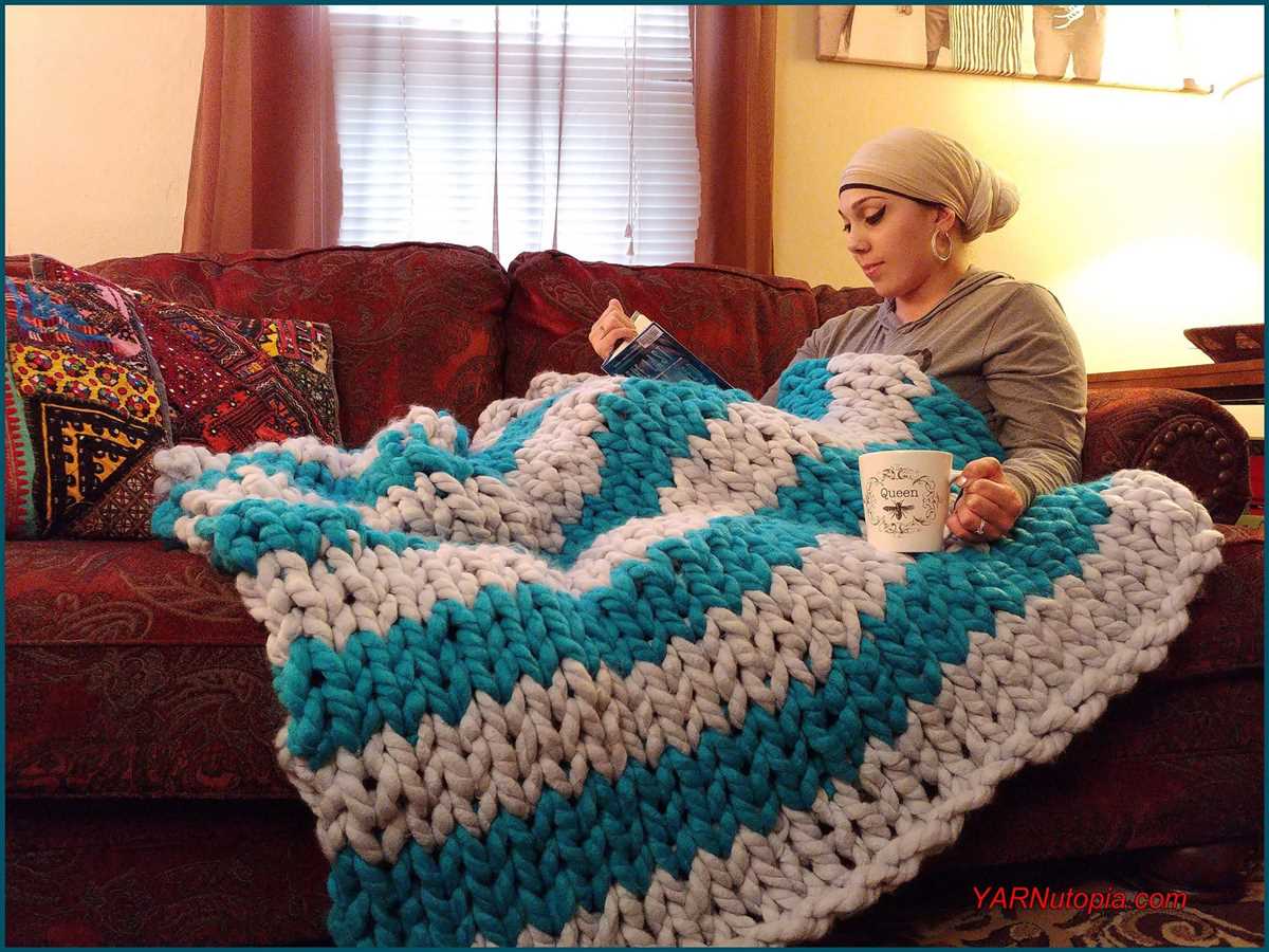 Chunky blanket hand knit pattern