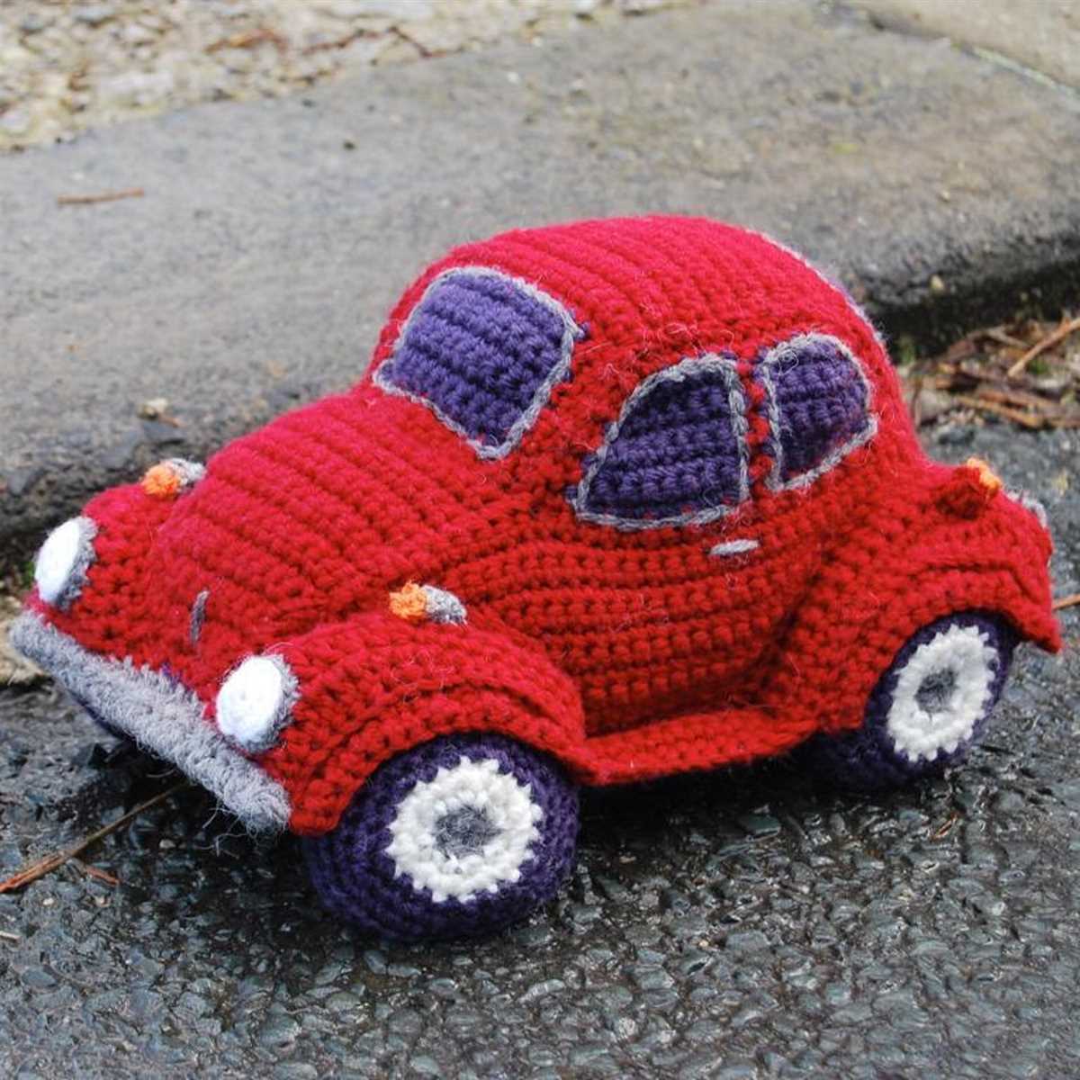 Knitted toy car pattern