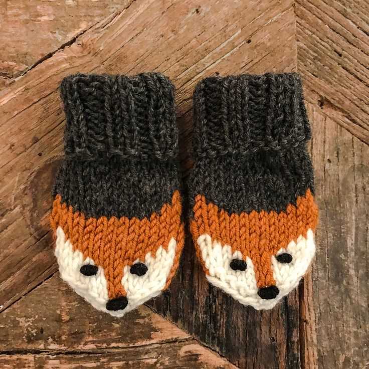 Fox mittens knitting pattern