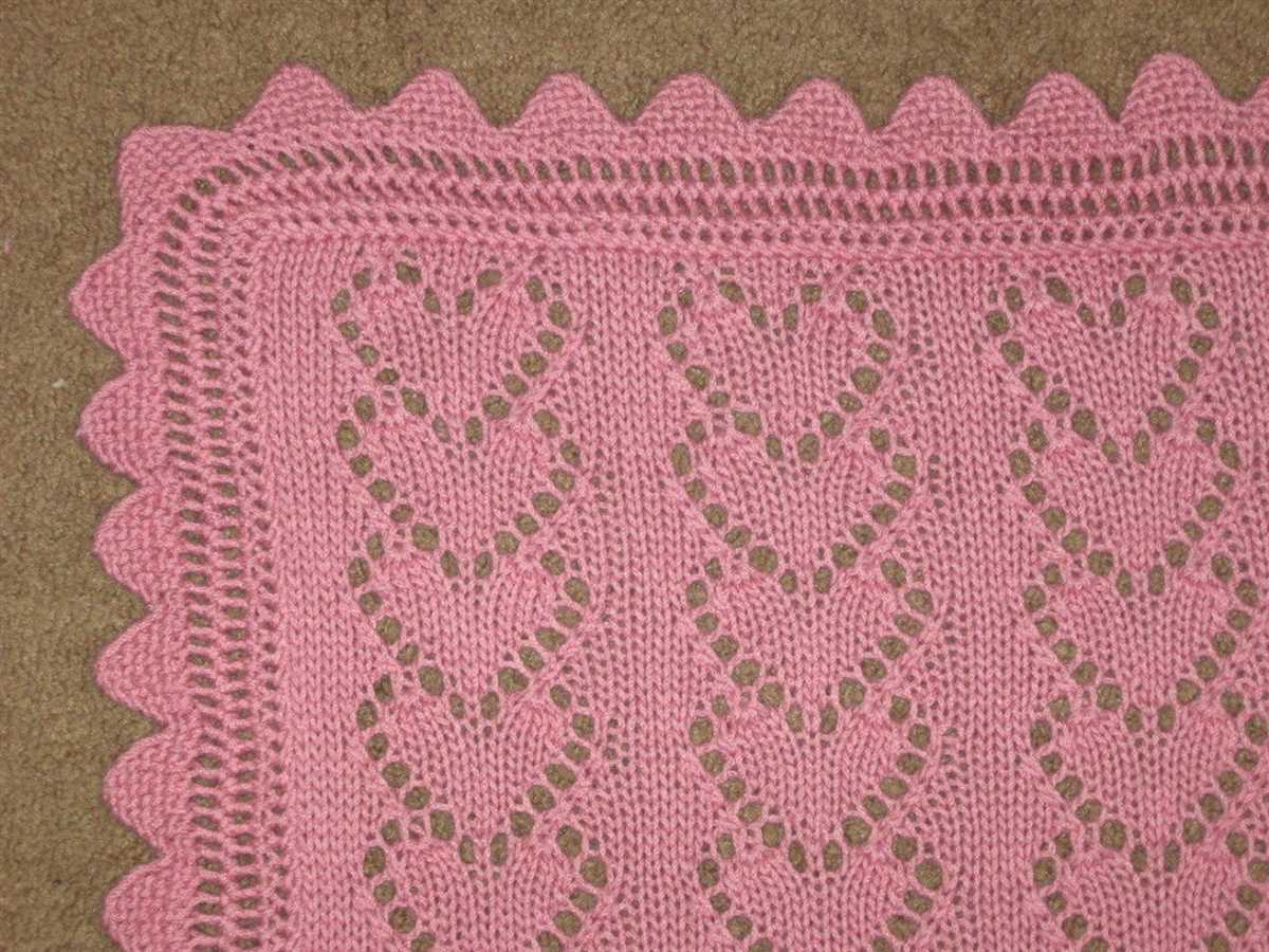 Heart lace knitting pattern