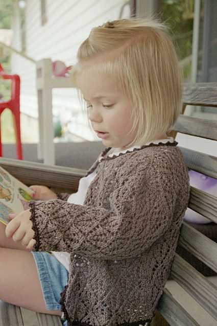 Childs cardigan free knitting pattern