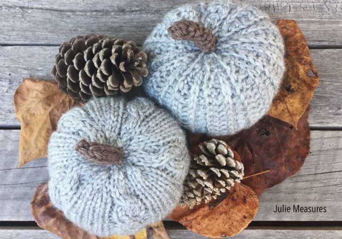 Pattern for knitted pumpkin