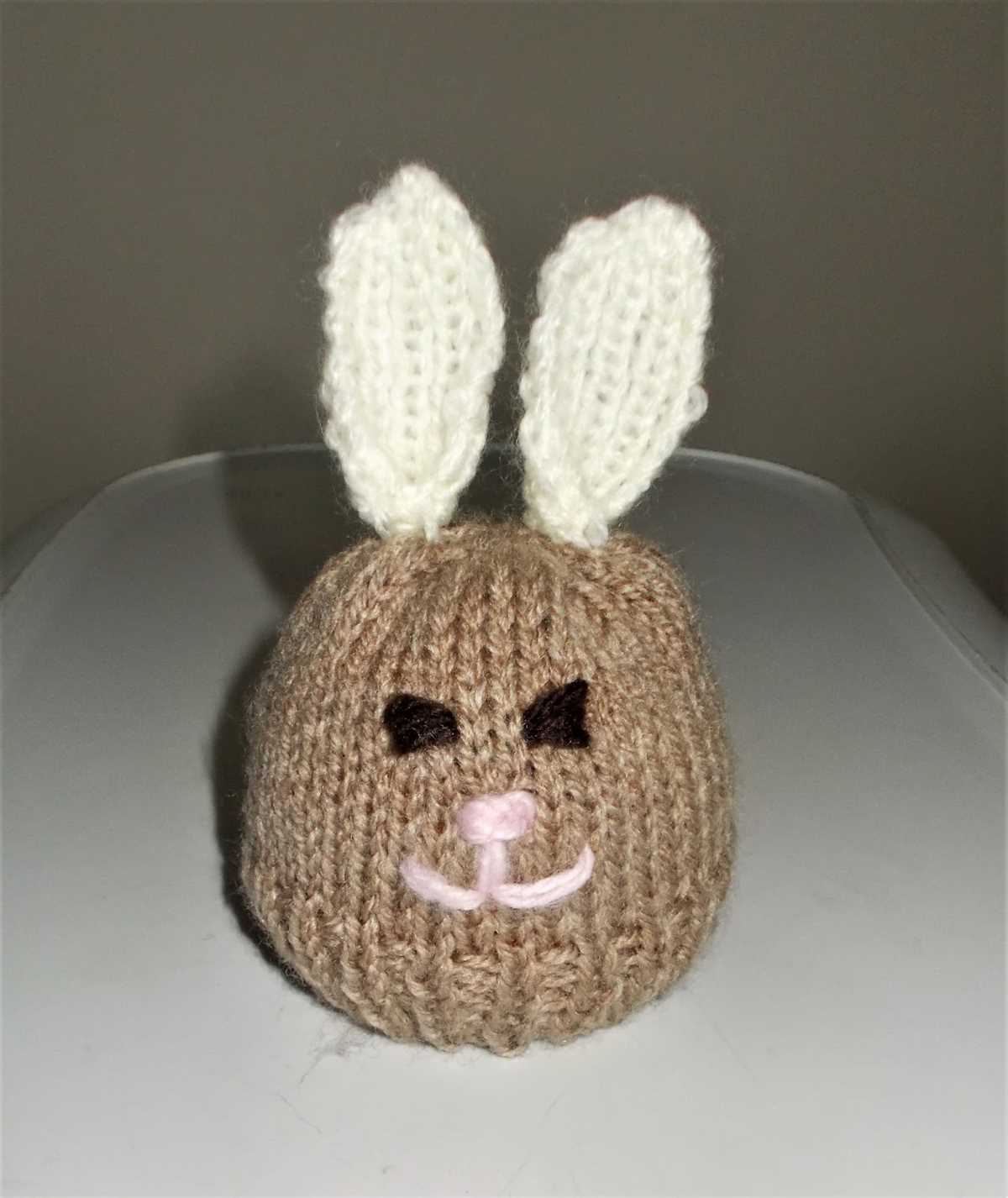 Free knitted easter bunny pattern