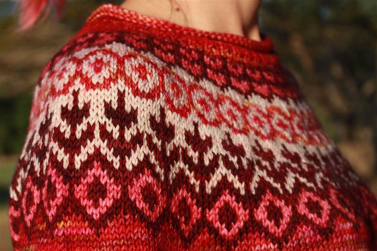 Cardinal knitting pattern