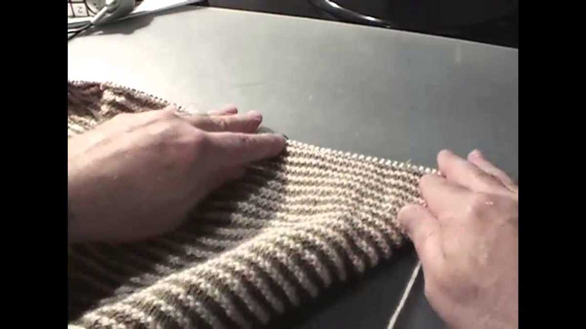 Illusion knitting pattern