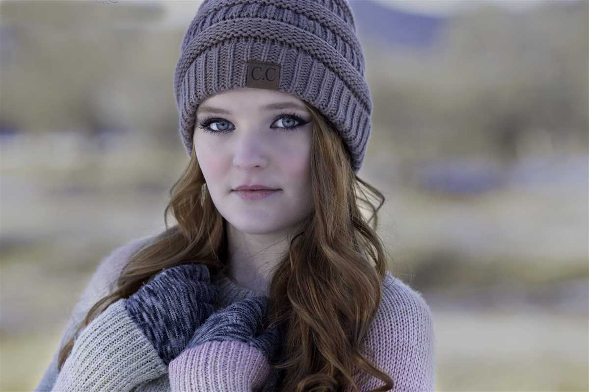 Ponytail beanie knitting pattern