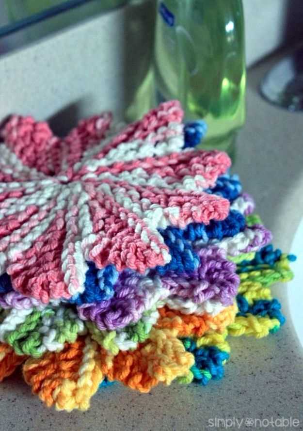 Mini almost lost washcloth knitting pattern