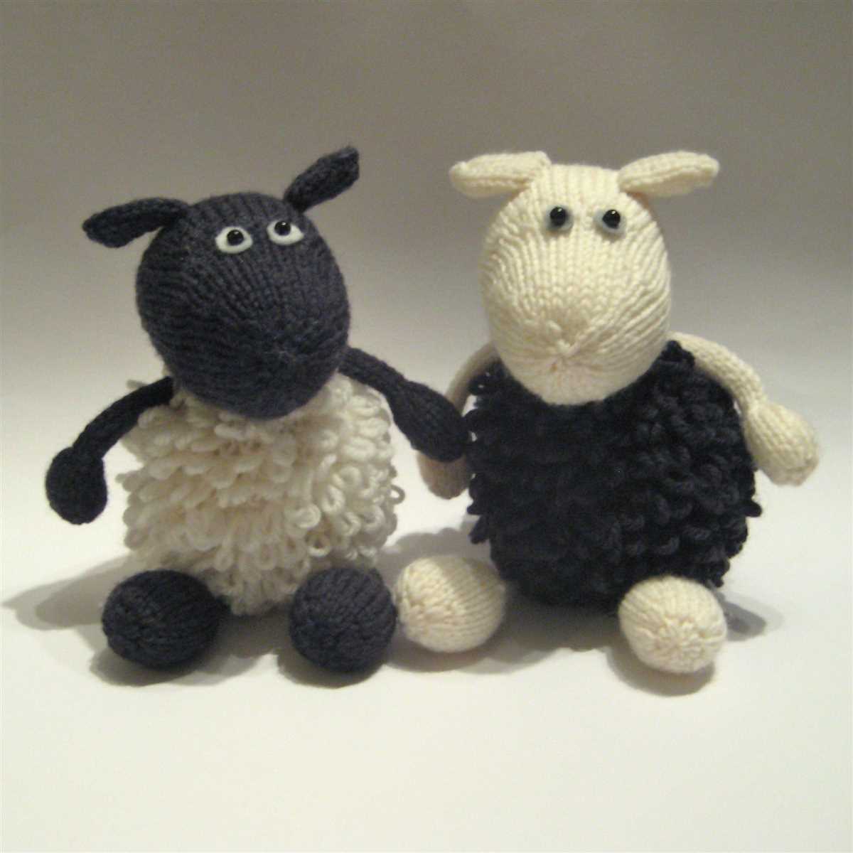 Loopy knitting patterns