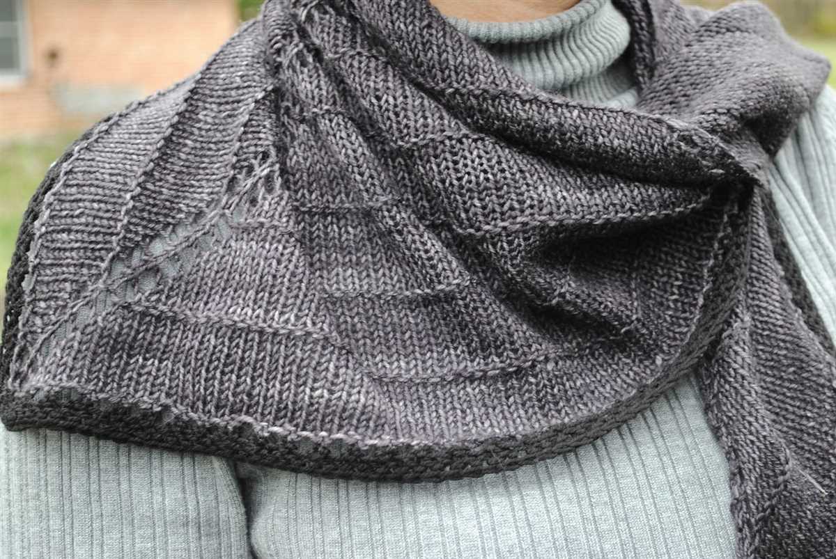 Simple knit shawl pattern free