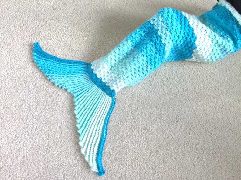 Knit mermaid tail blanket pattern
