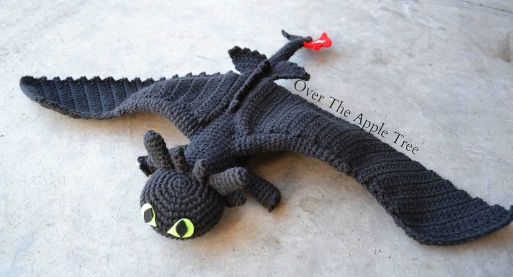 Toothless knitting pattern
