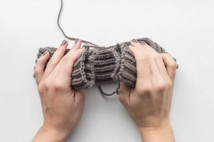 Twist headband pattern knit