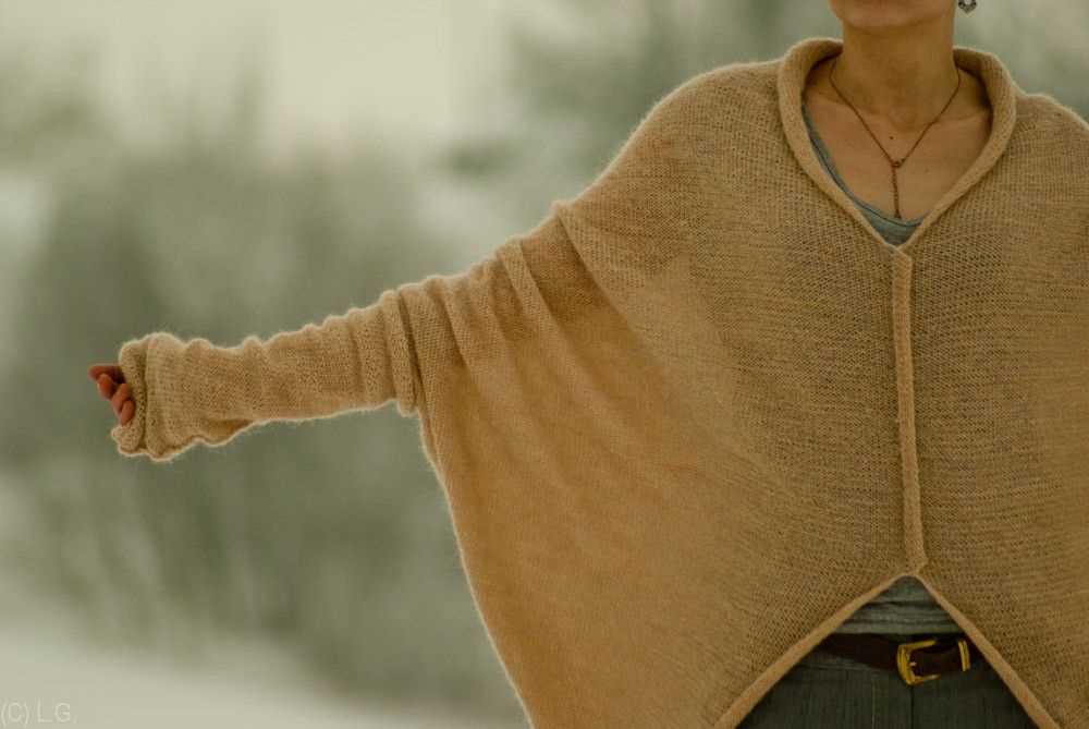 Womens hooded cardigan knitting pattern