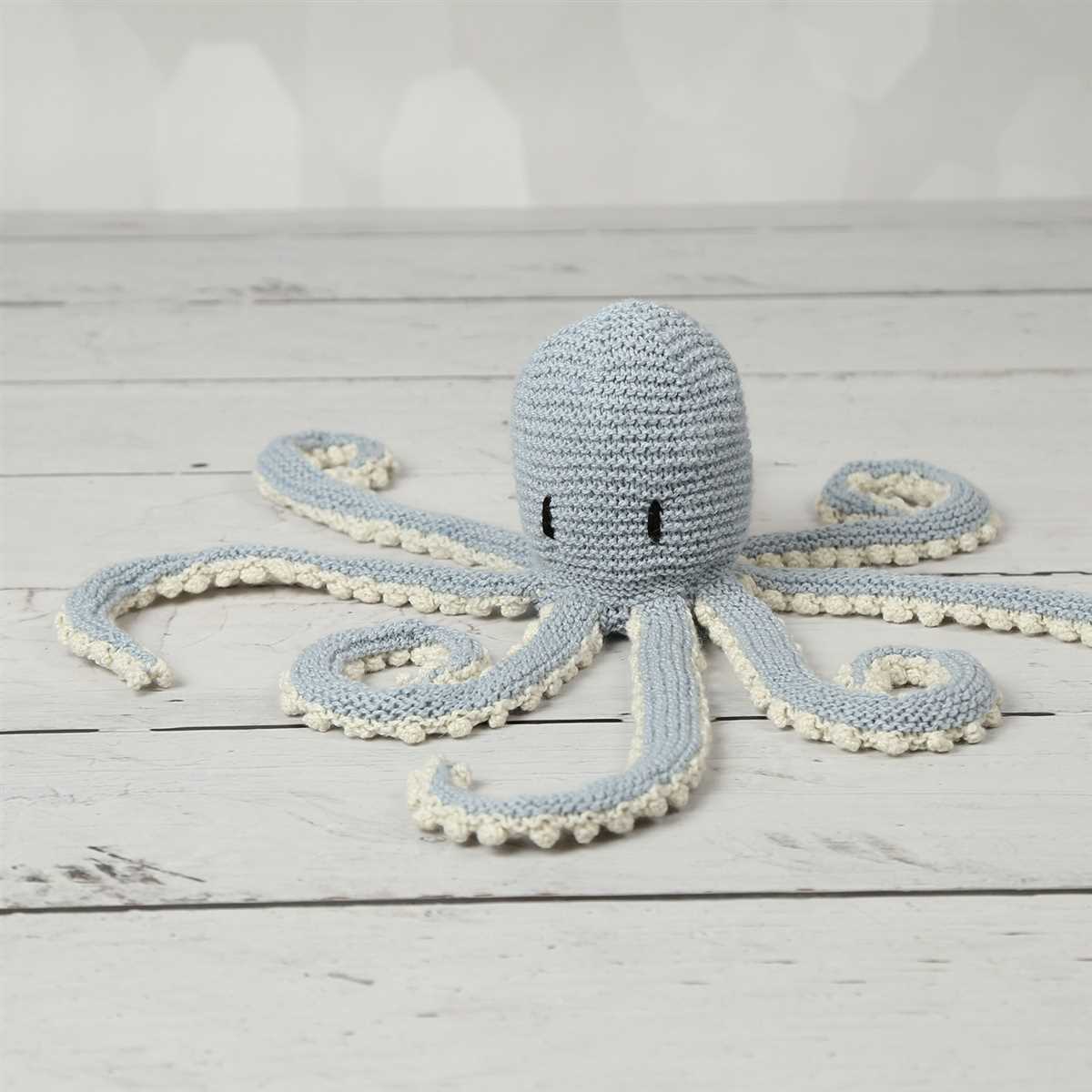 Knitted octopus pattern