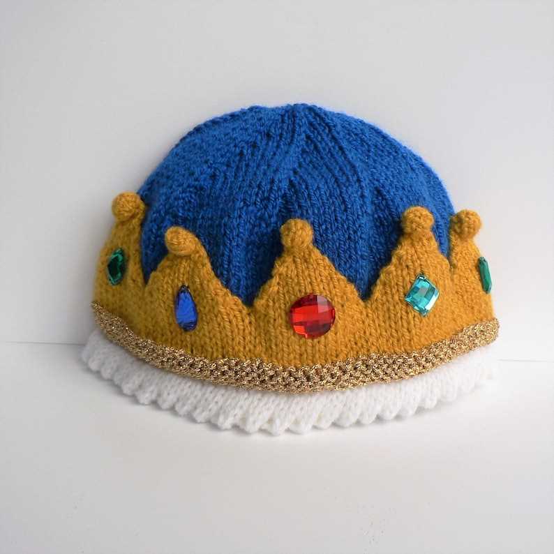 Knitted crown hat pattern