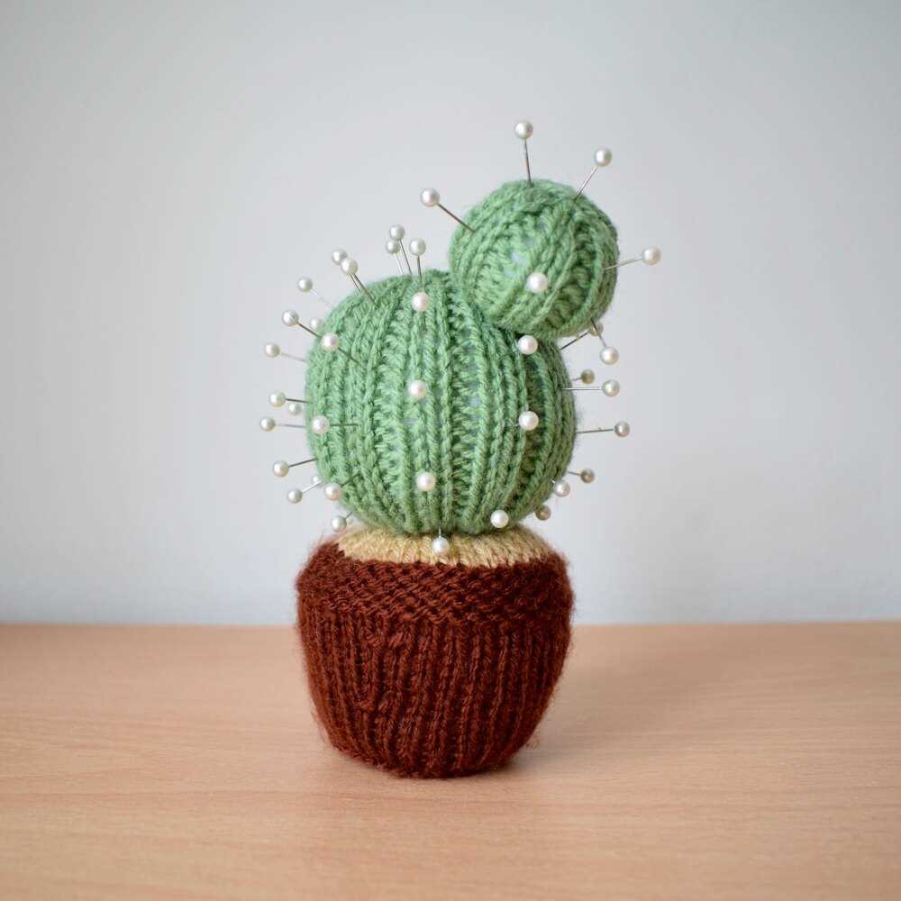 Knitted pincushion patterns