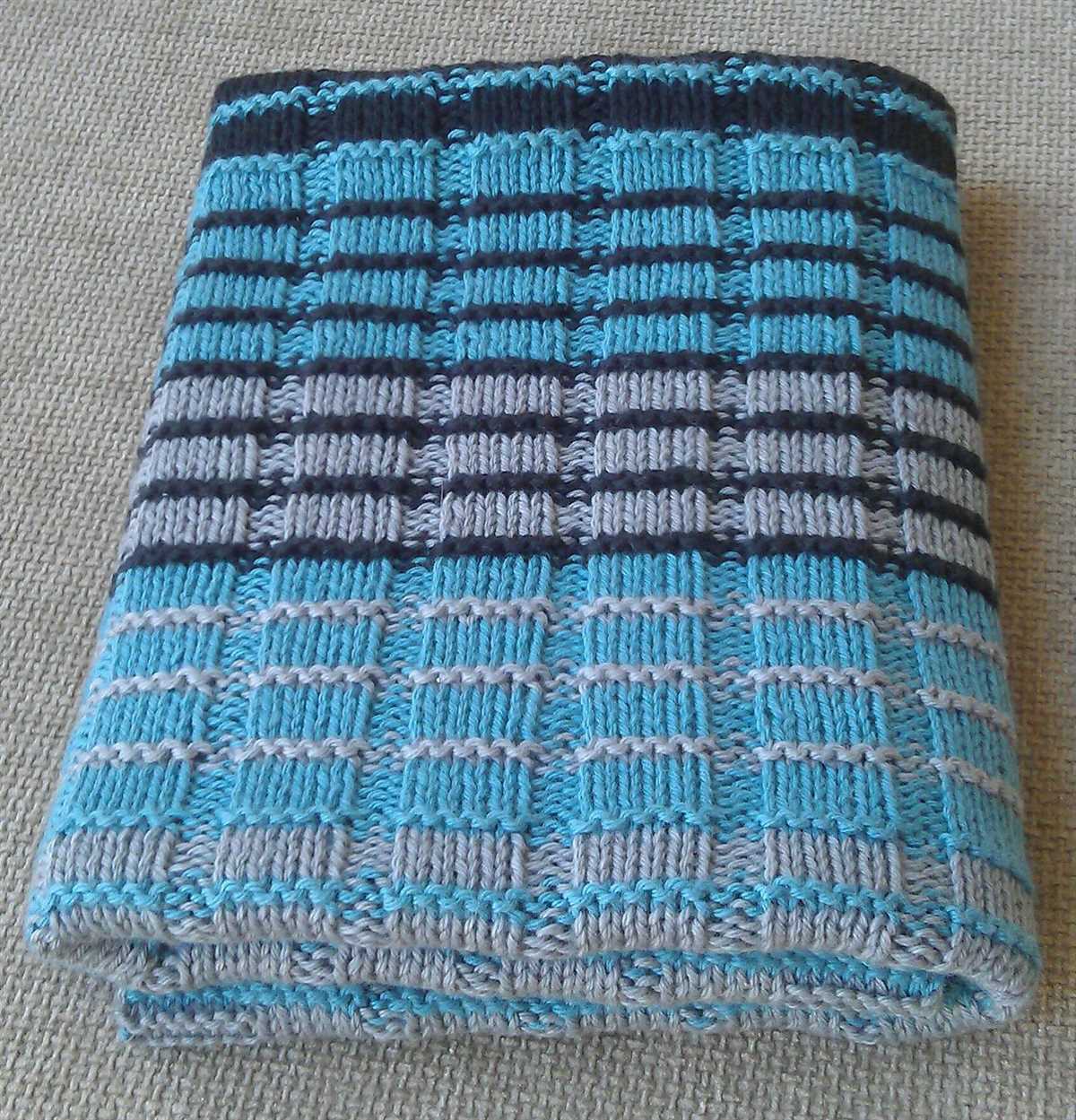 Knitted car seat blanket free pattern