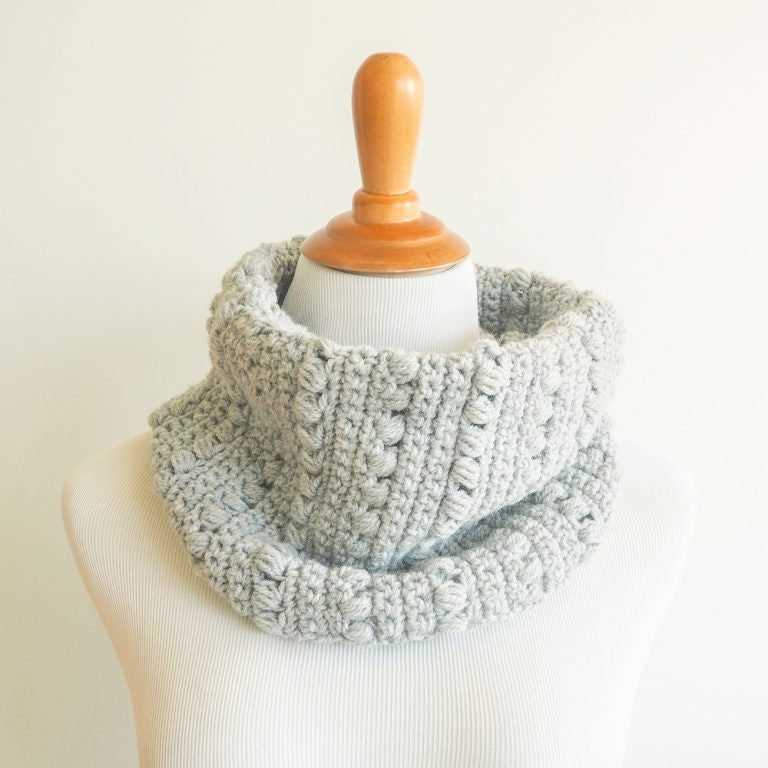 Free pattern for knitted cowl neck warmer