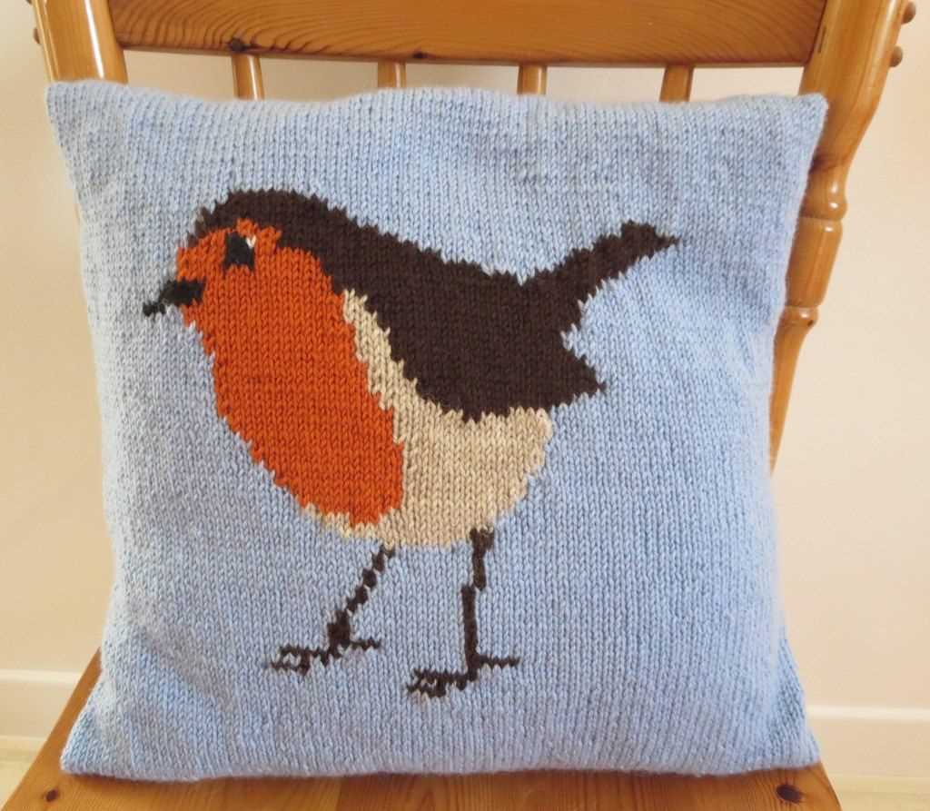 Free christmas cushion cover knitting patterns